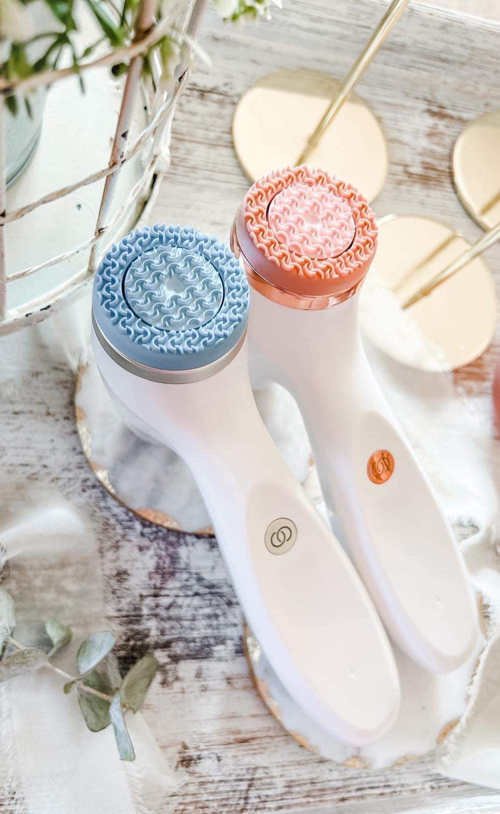 * BDAY DISCOUNT- Rose Gold LumiSpa iO